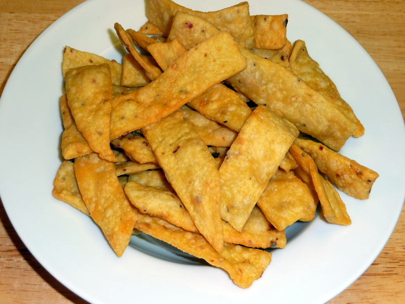 Besan Paare (Spicy Crackers)