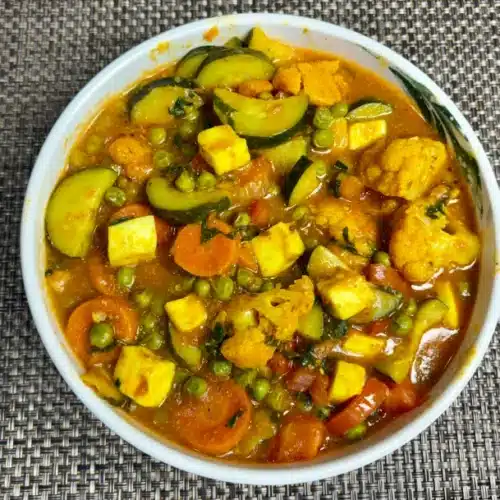 Mixed Veggi Paneer Masala Curry