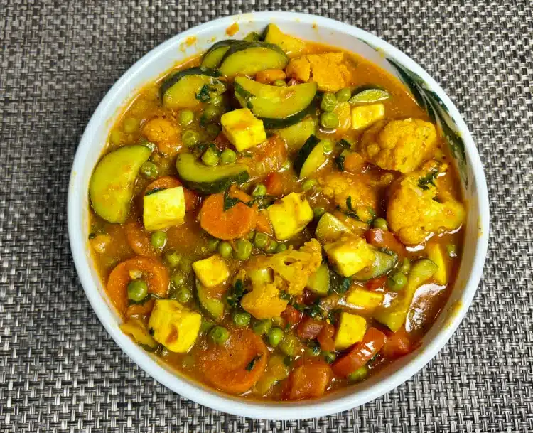 Mixed Veggi Paneer Masala Curry