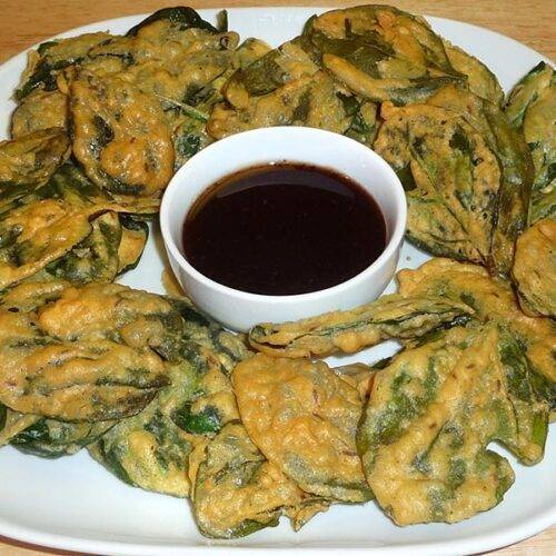 Crispy Spinach Pakoras