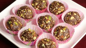 Date and Nut Ladoo (Healthy Indian Candy) Recipe by Manjula