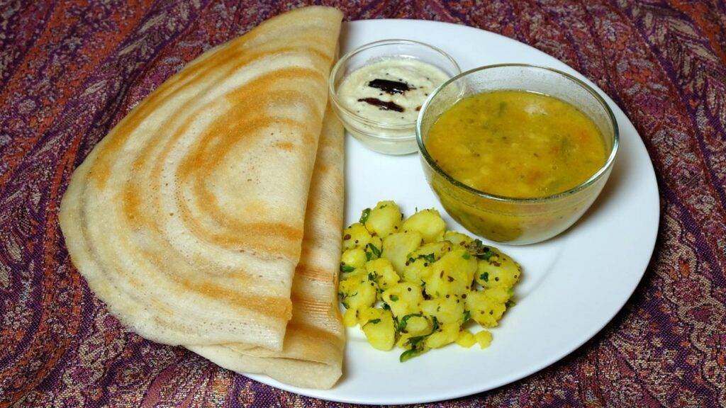 Dosa (Rice and Urad Dal Crepe)