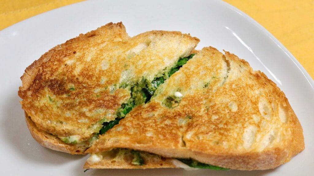 Grilled Caprese Sandwich