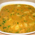 Potato Curry with Yogurt Gravy