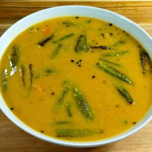 Sindhi Kadhi (Vegetable in Gram Flour Gravy)