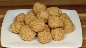 Til Ka Ladoo (Sesame Candy) Recipe by Manjula